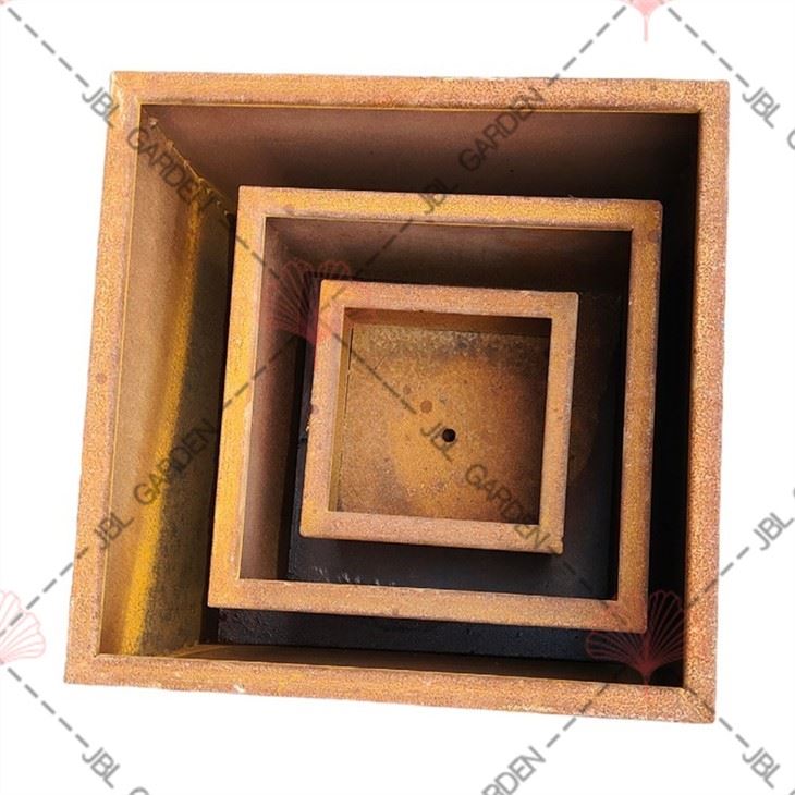 Penanam Luar 30 Inci Tinggi