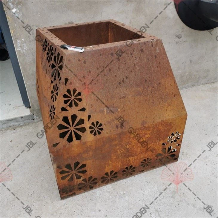 30 Inch Wide Outdoor Planters