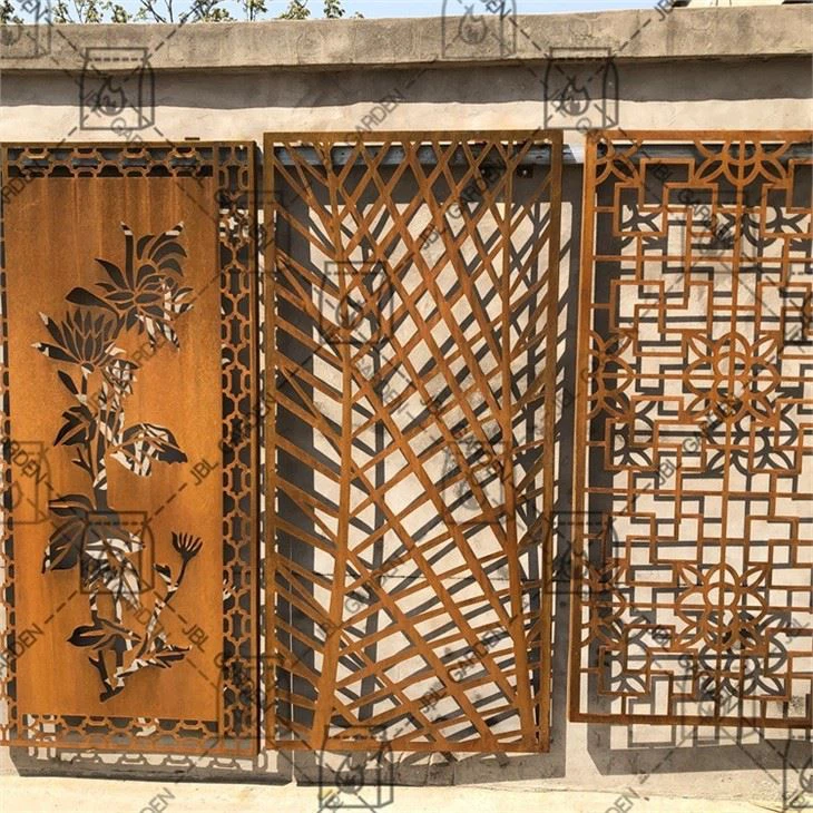 Ophio Metal Garden Screen