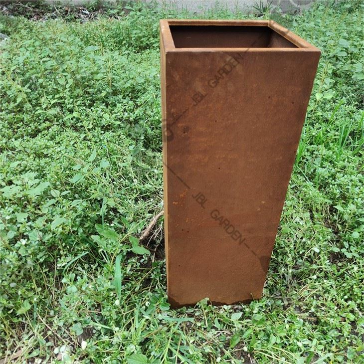 Metal Plants For Pots