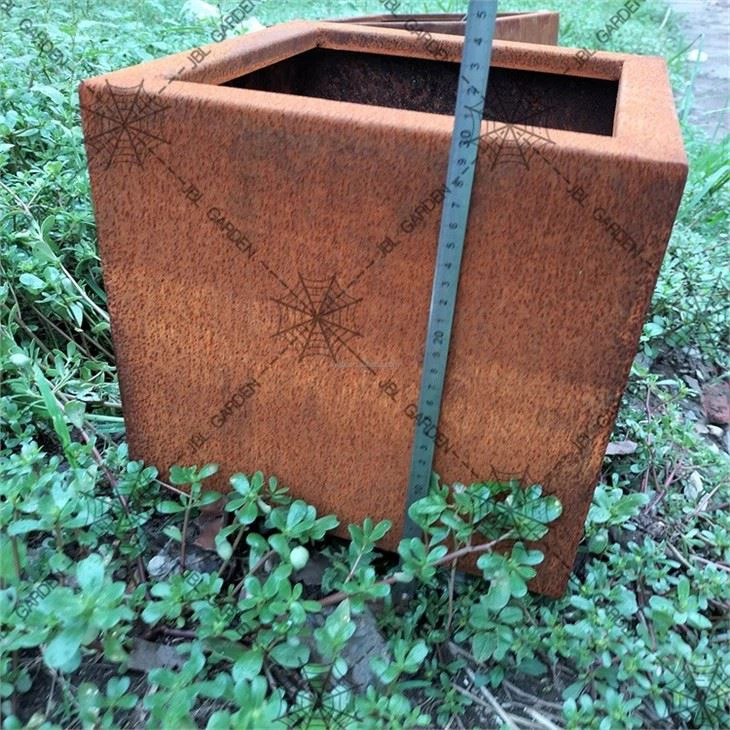 Tall Large Outdoor Planters