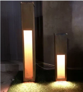 Tiang Lampu Keluli Luaran